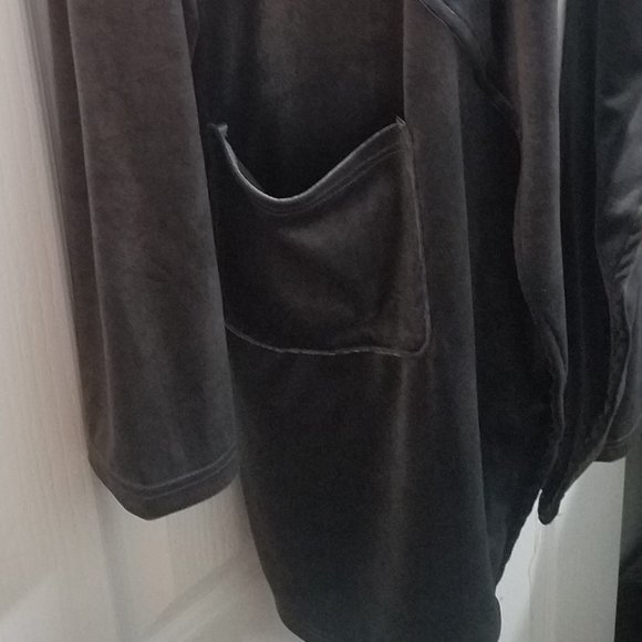 Boutique Lightweight Thin Velvet Duster Steel Grey 1day Sale - Picture 5 of 6